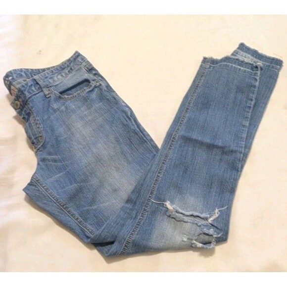 Mossimo Juniors Jeans Slim Skinny 15R Low Rise, Frayed Hem, Vintage, Thrashed - Picture 3 of 11